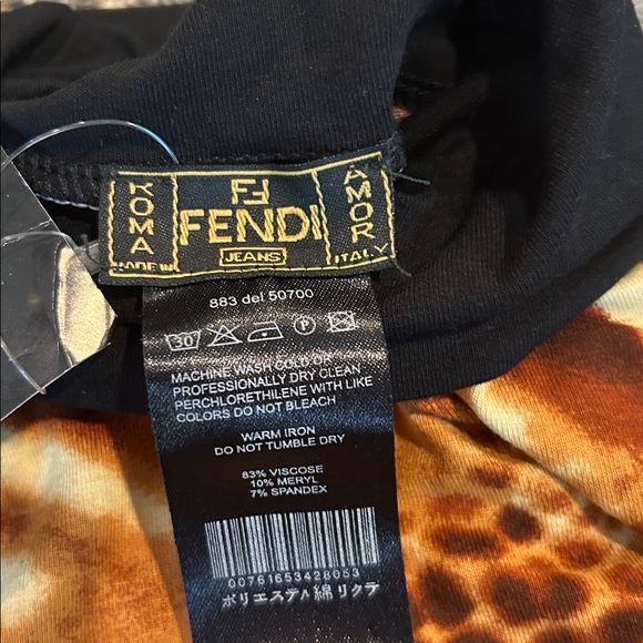 Fendi Jeans Brown and Gold Graphic Tee. NWT. Size S - Picture 2 of 10